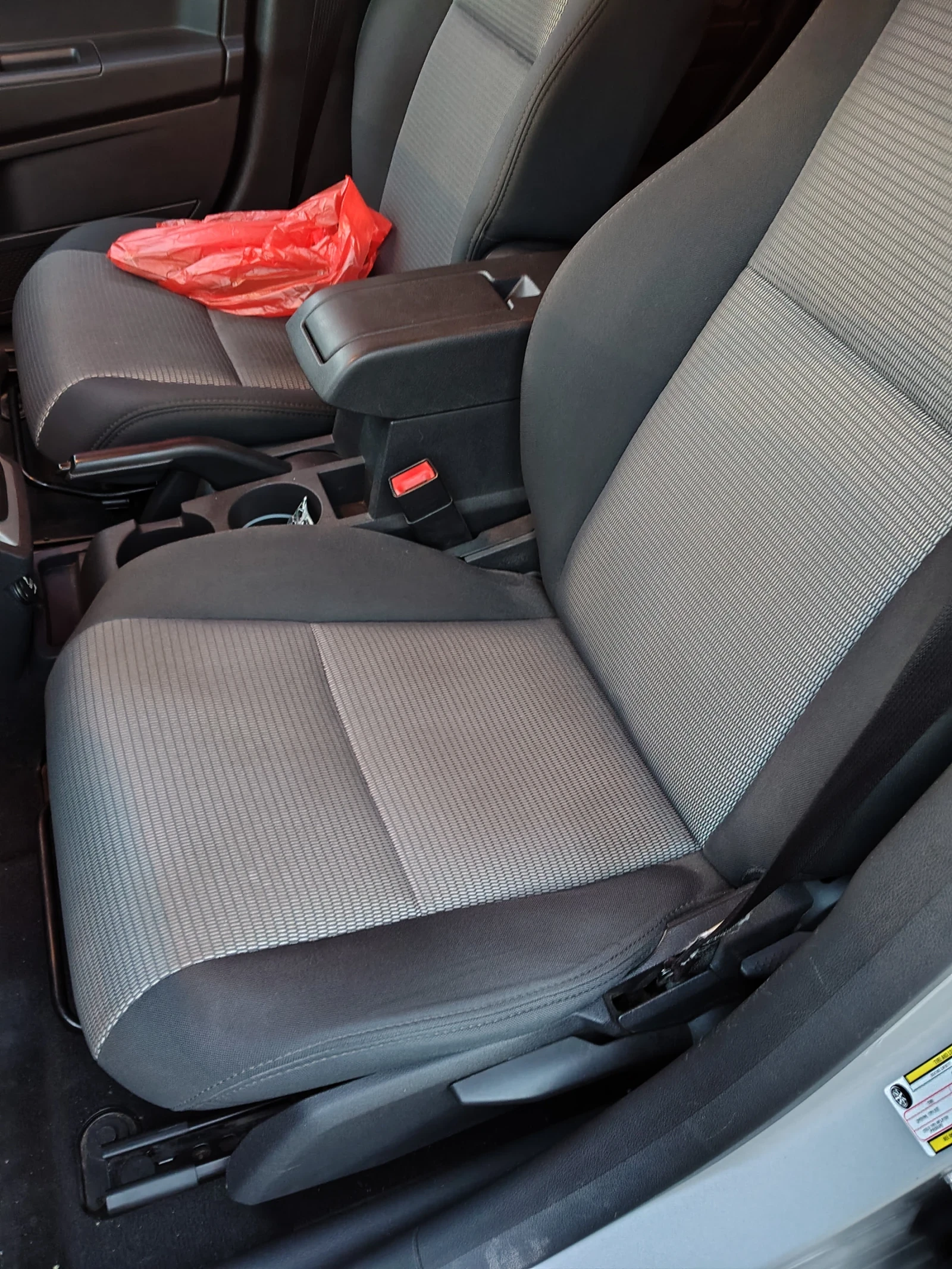 Dodge Caliber 1.8 150, снимка 5 - Автомобили и джипове - 54857733