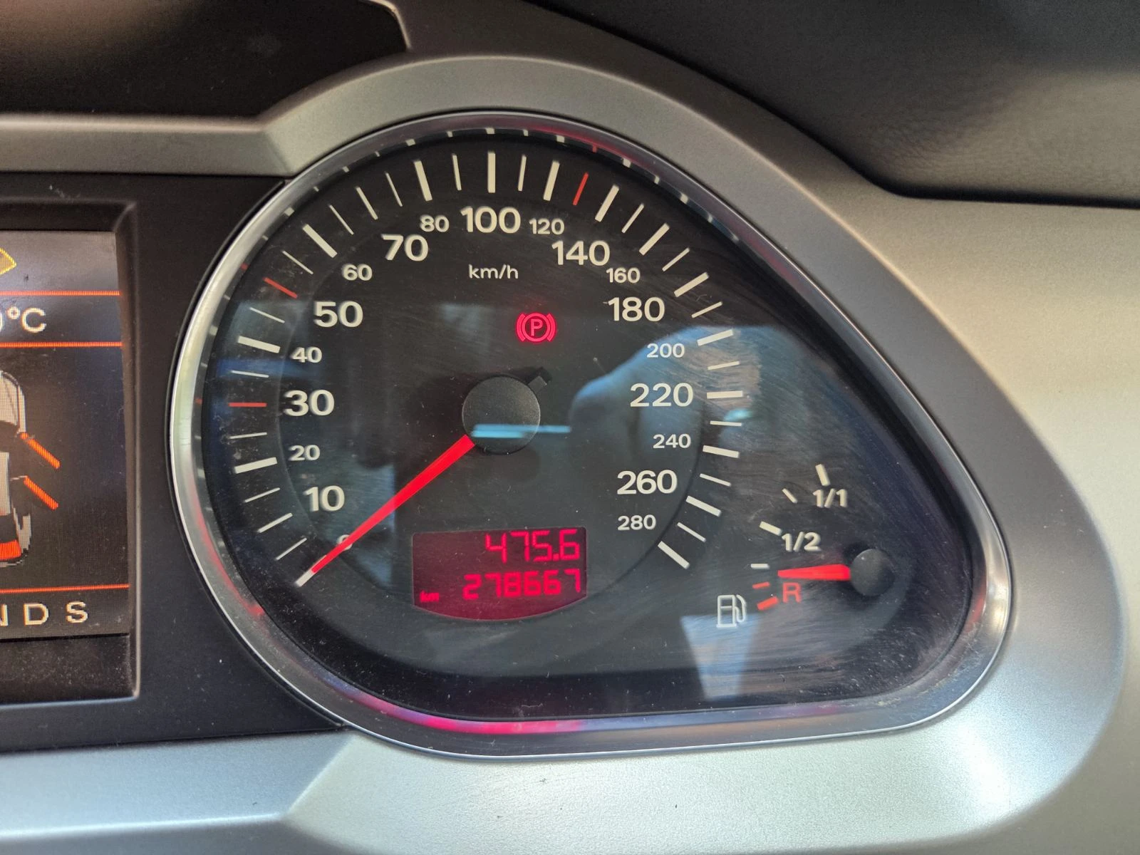Audi A6, снимка 10 - Автомобили и джипове - 55605078