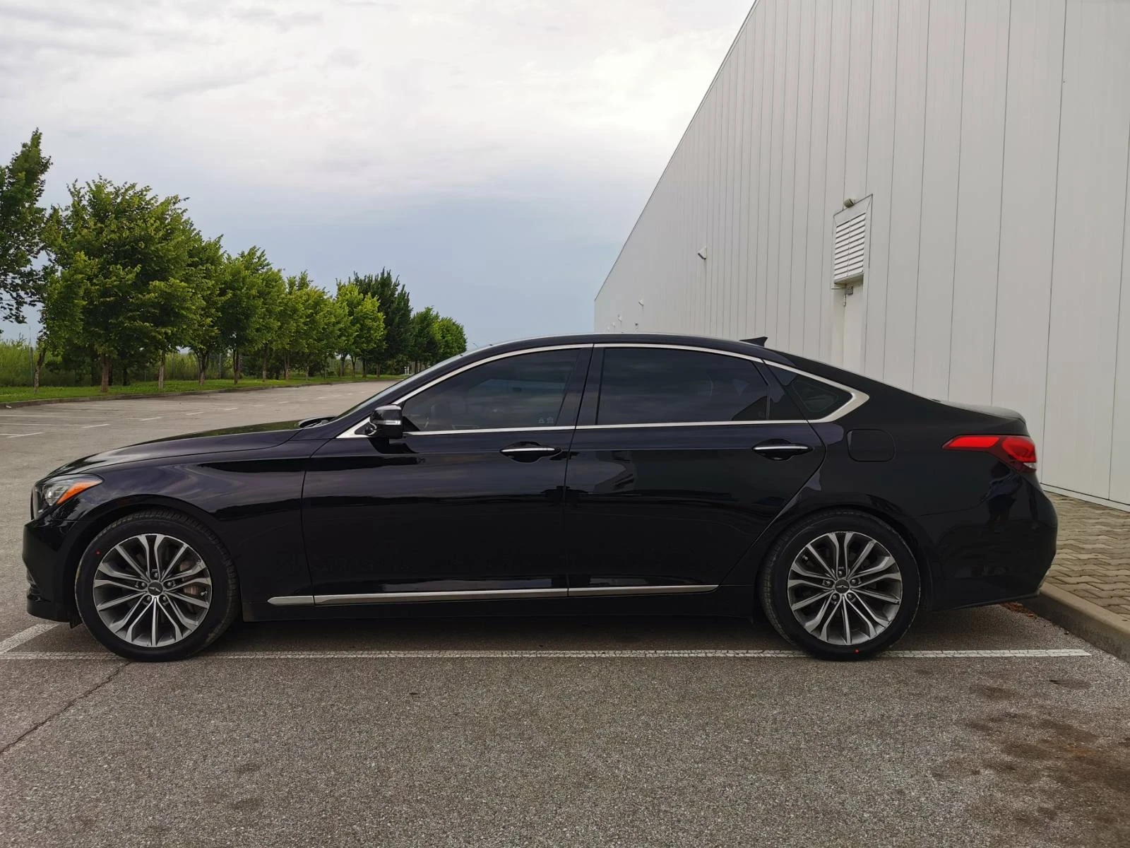 Hyundai Genesis | Mobile.bg � ����������� 7