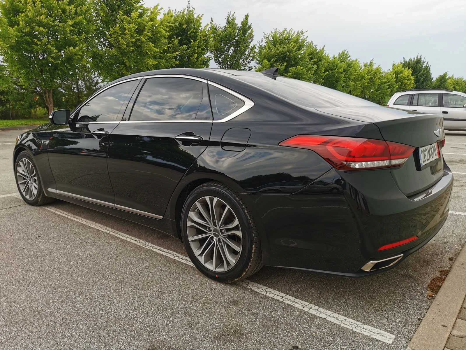 Hyundai Genesis | Mobile.bg � ����������� 6