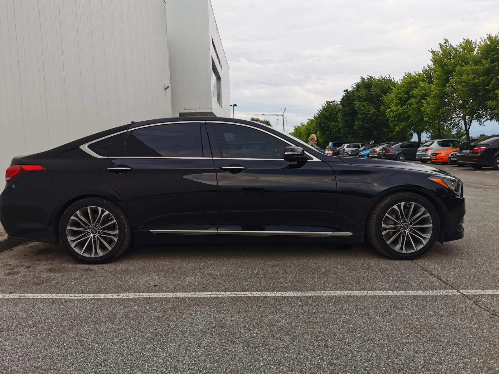Hyundai Genesis | Mobile.bg � ����������� 8