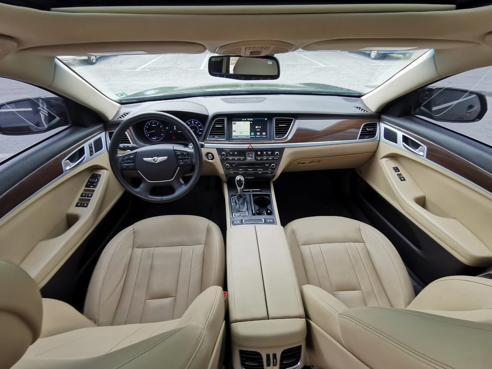 Hyundai Genesis | Mobile.bg � ����������� 10