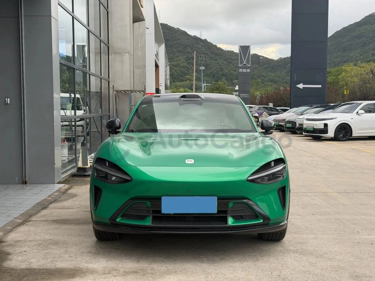 Xiaomi YU7 * Ambient* Keyless* Navi* HeadUp, снимка 2 - Автомобили и джипове - 56061542