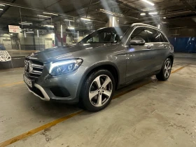  Mercedes-Benz GLC 22...