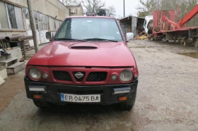 Nissan Terrano Може и за части