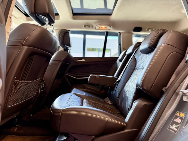 Mercedes-Benz GLS 500 AMG* Designo* 7 Местен* Лизинг* , снимка 15 - Автомобили и джипове - 47892118