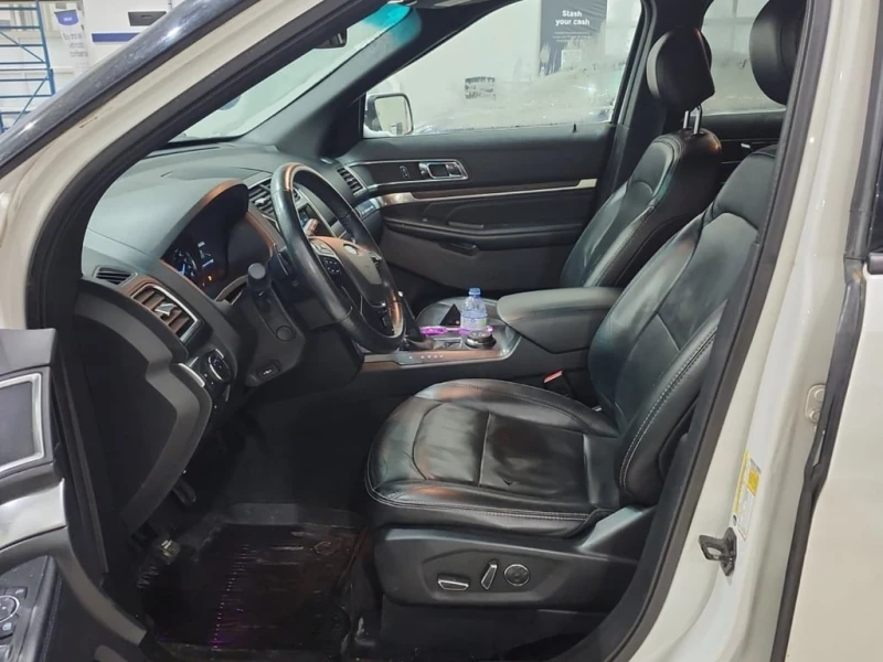 Ford Explorer * Limited * CARFAX * БЕЗ ПЪРВОНАЧАЛНА ВНОСКА, снимка 5 - Автомобили и джипове - 52744915