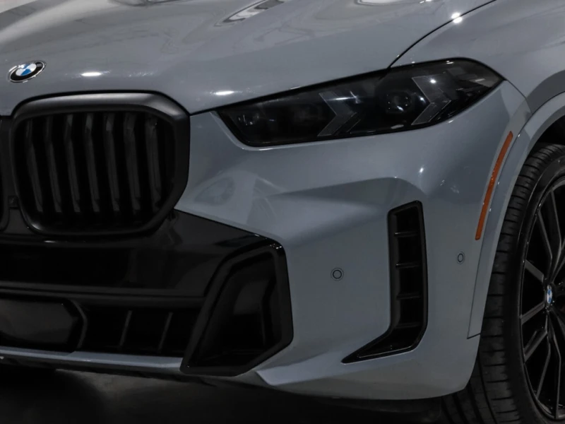 BMW X5 * xDrive40i / M Sport Pkg / Premium Enhanced / HK , снимка 9 - Автомобили и джипове - 52848438