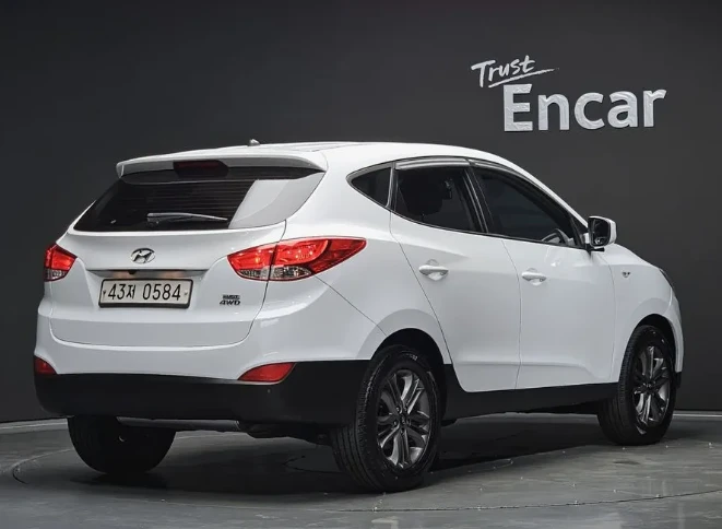 Hyundai Tucson 2.0 4WD - изображение 2