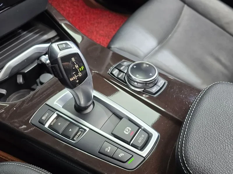 BMW X3  (F25) xDrive 20D, снимка 9 - Автомобили и джипове - 55202003