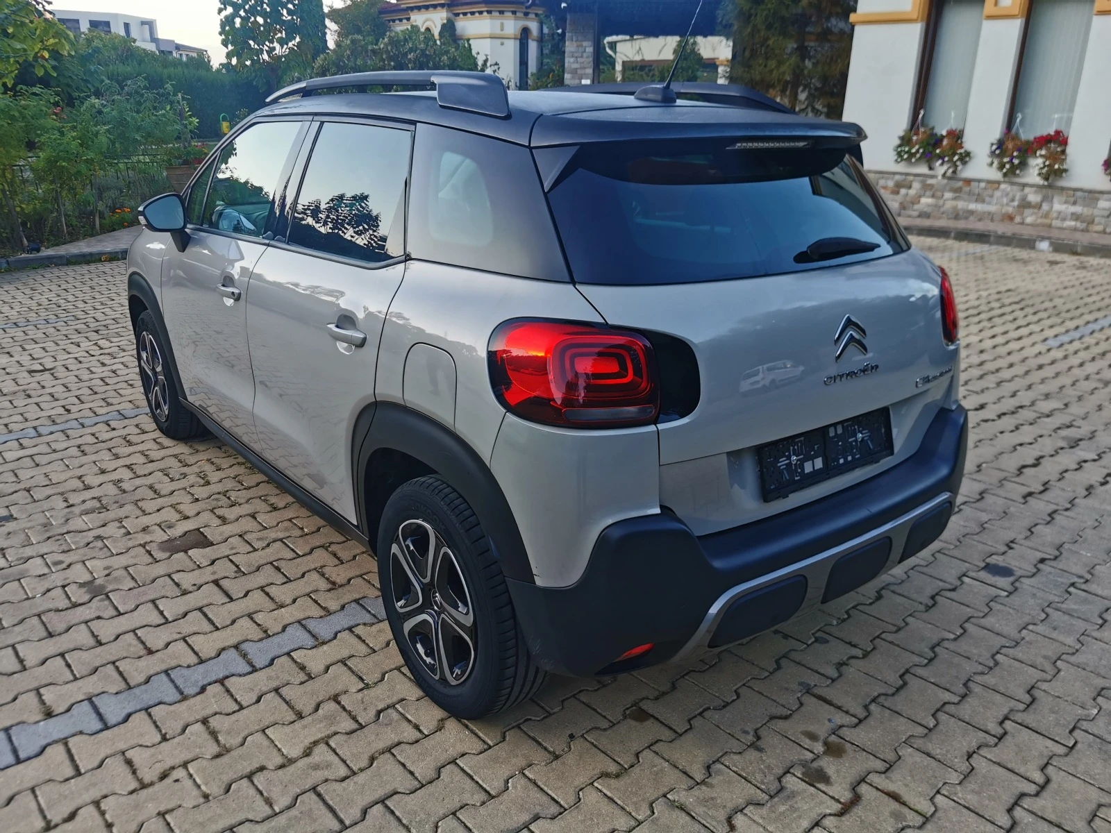 Citroen C3 Aircross 1.2 PureTech - изображение 2