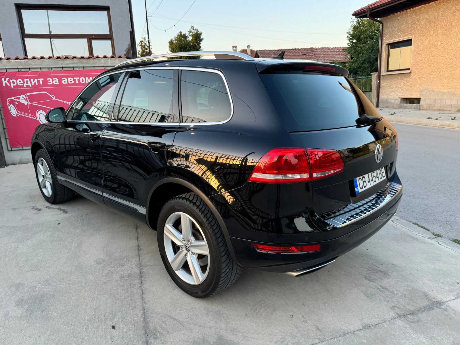 VW Touareg 3, 0TDI 239k.c. - изображение 6