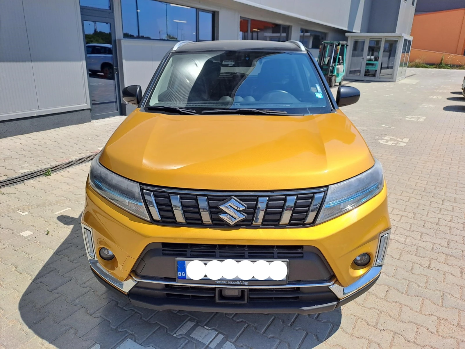 Suzuki Vitara 1.4 GL+ Booster Jet HYBRID 4X4 - изображение 2