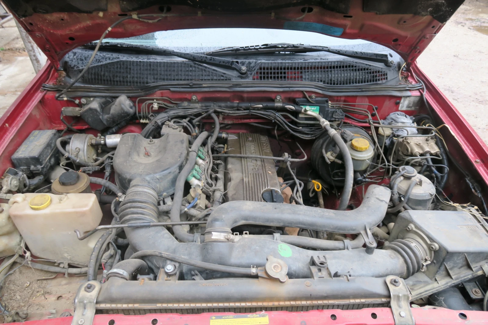 Nissan Terrano 2, 4 i Може и за части, снимка 9 - Автомобили и джипове - 54042283