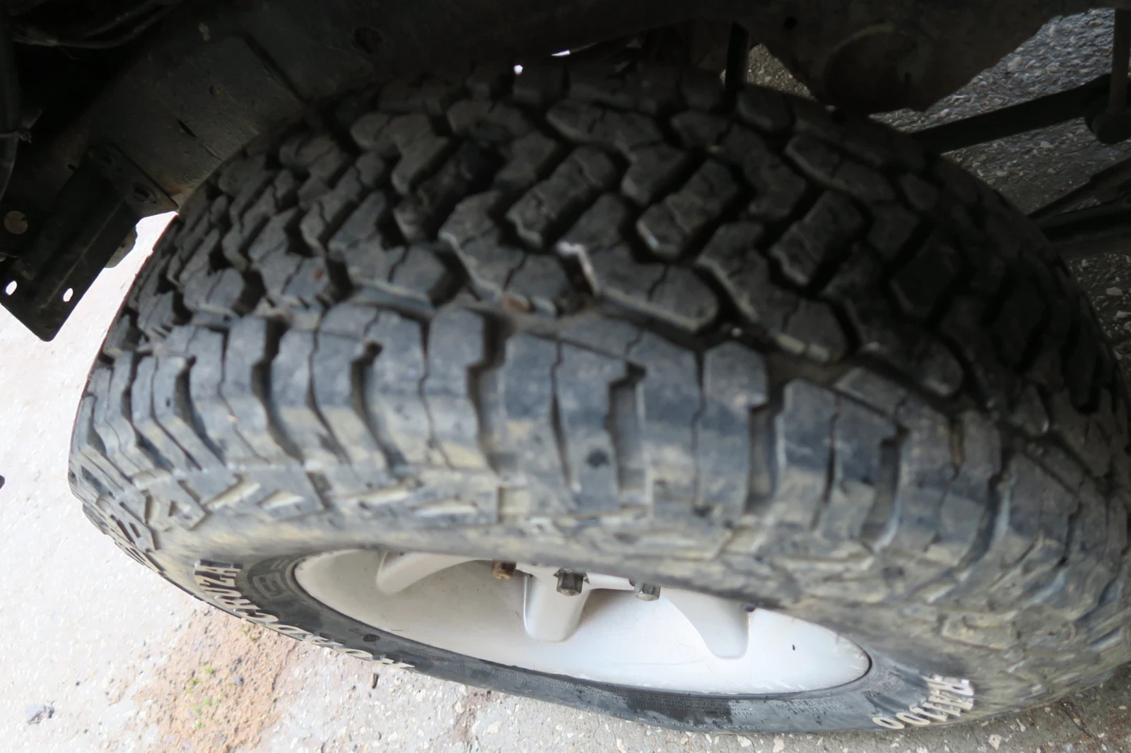 Nissan Terrano 2, 4 i Може и за части, снимка 6 - Автомобили и джипове - 54042283