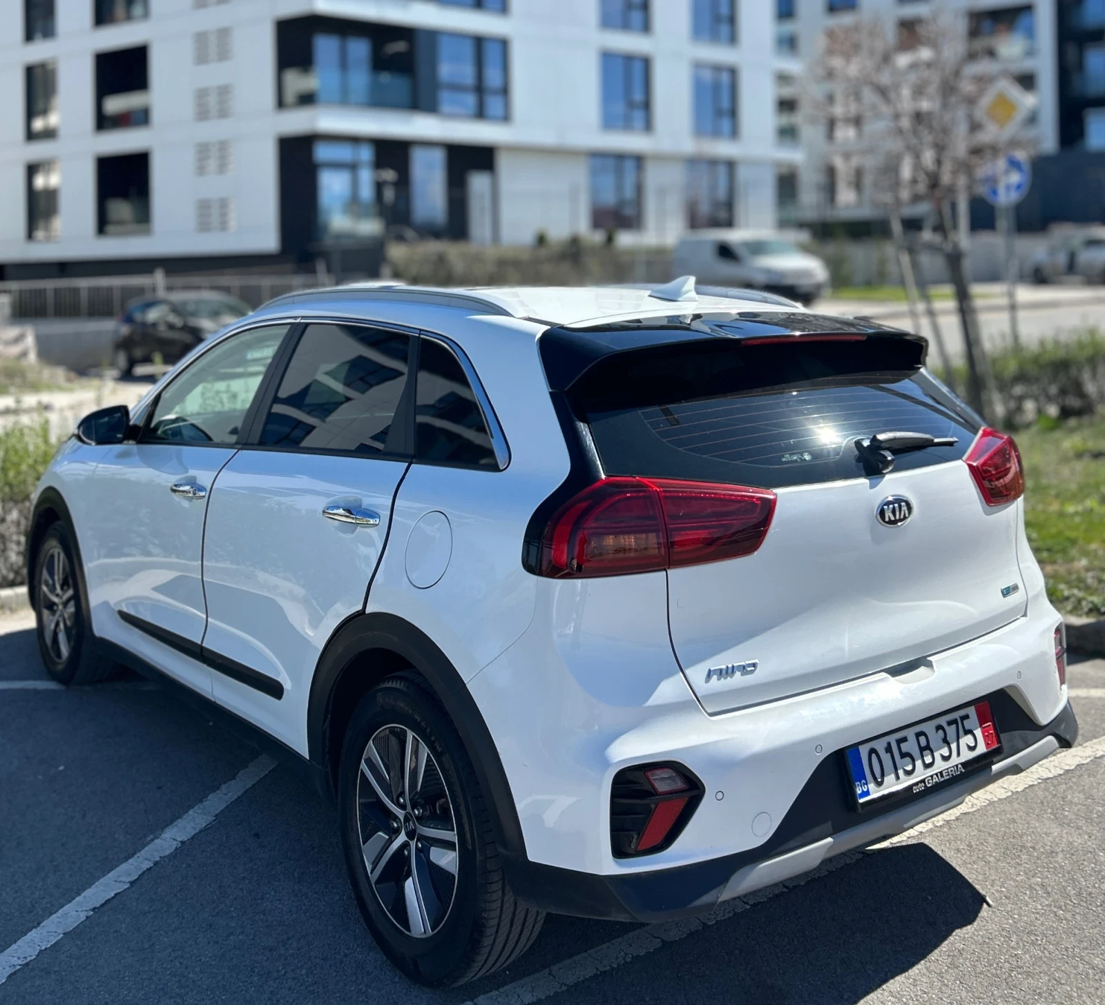 Kia Niro HeV* Hybrid* TOP, снимка 10 - Автомобили и джипове - 54120487