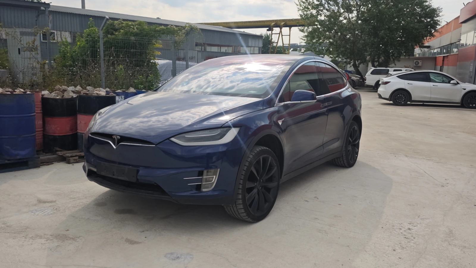 Tesla Model X 100 AWD