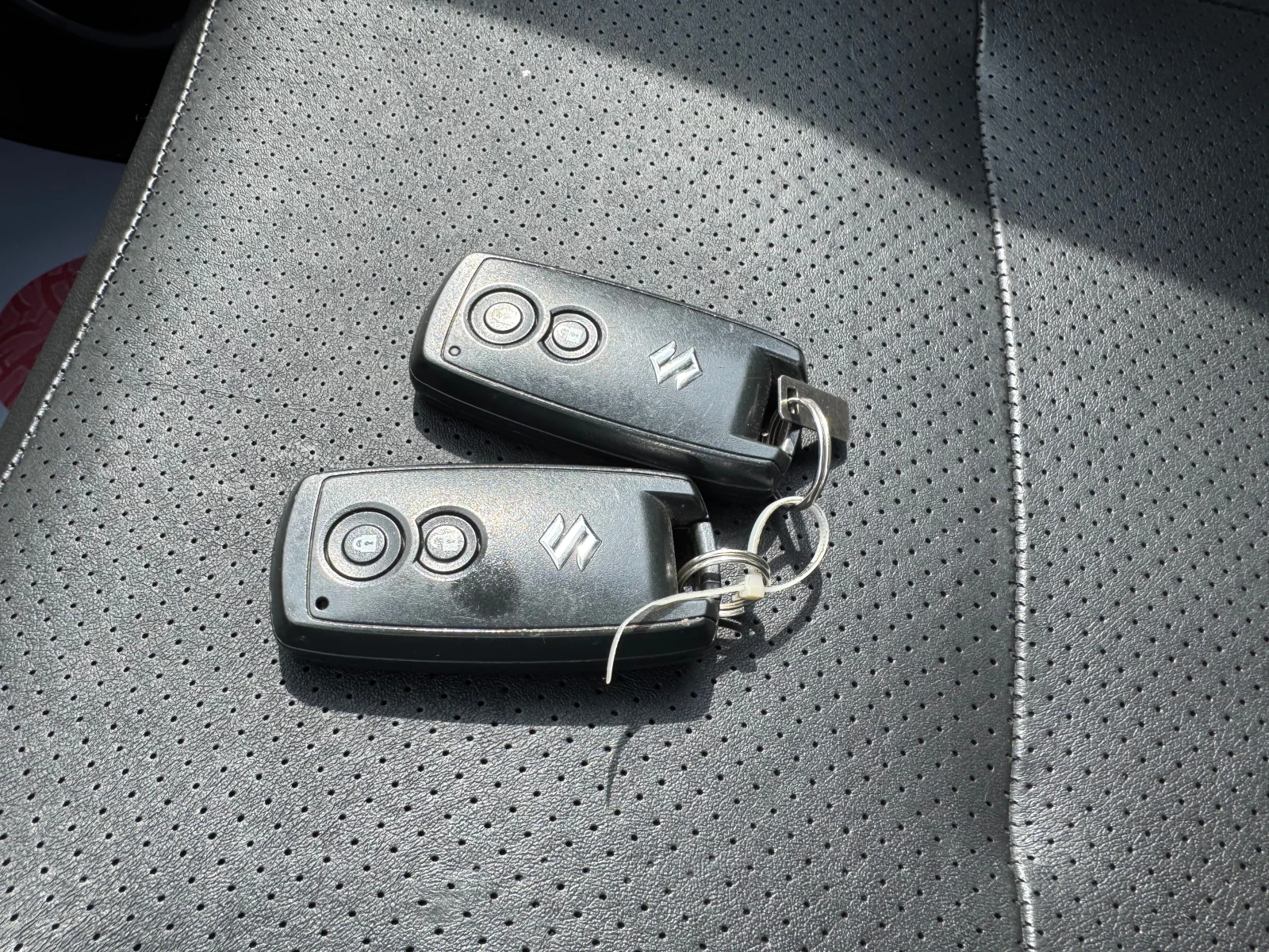 Suzuki Grand vitara 1.9 d, снимка 13 - Автомобили и джипове - 54179307