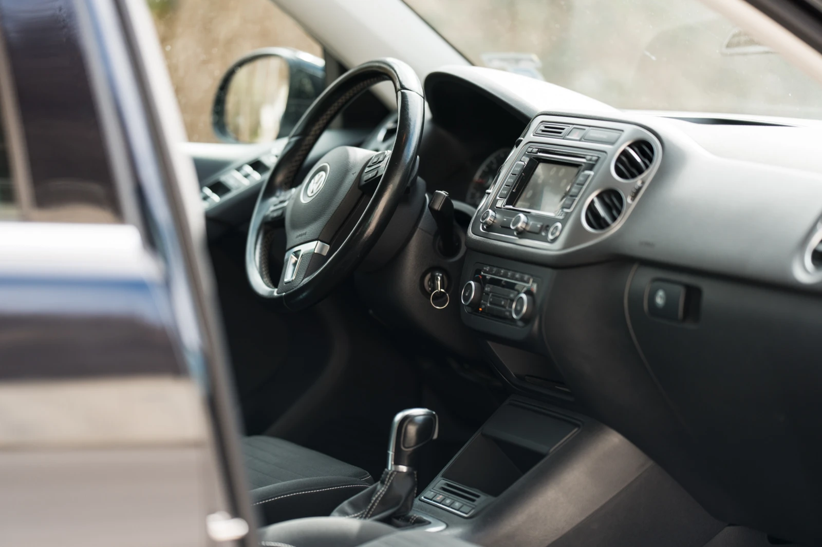 VW Tiguan Sport - iCup, снимка 13 - Автомобили и джипове - 54390807