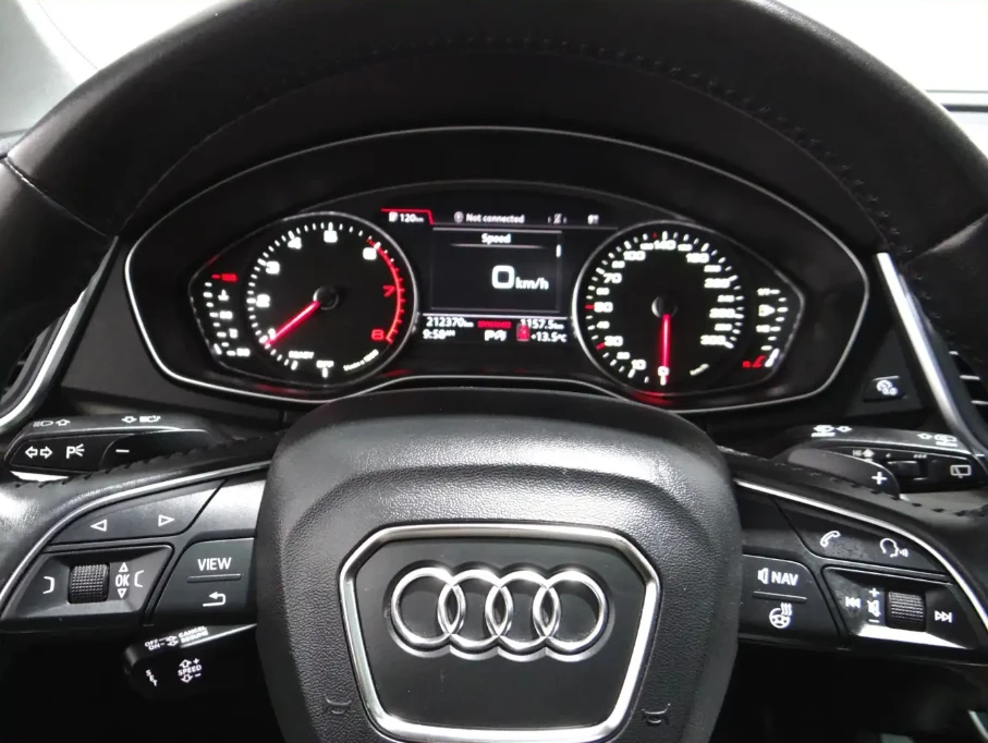 Audi Q5 АВТОКРЕДИТ, снимка 14 - Автомобили и джипове - 54428268