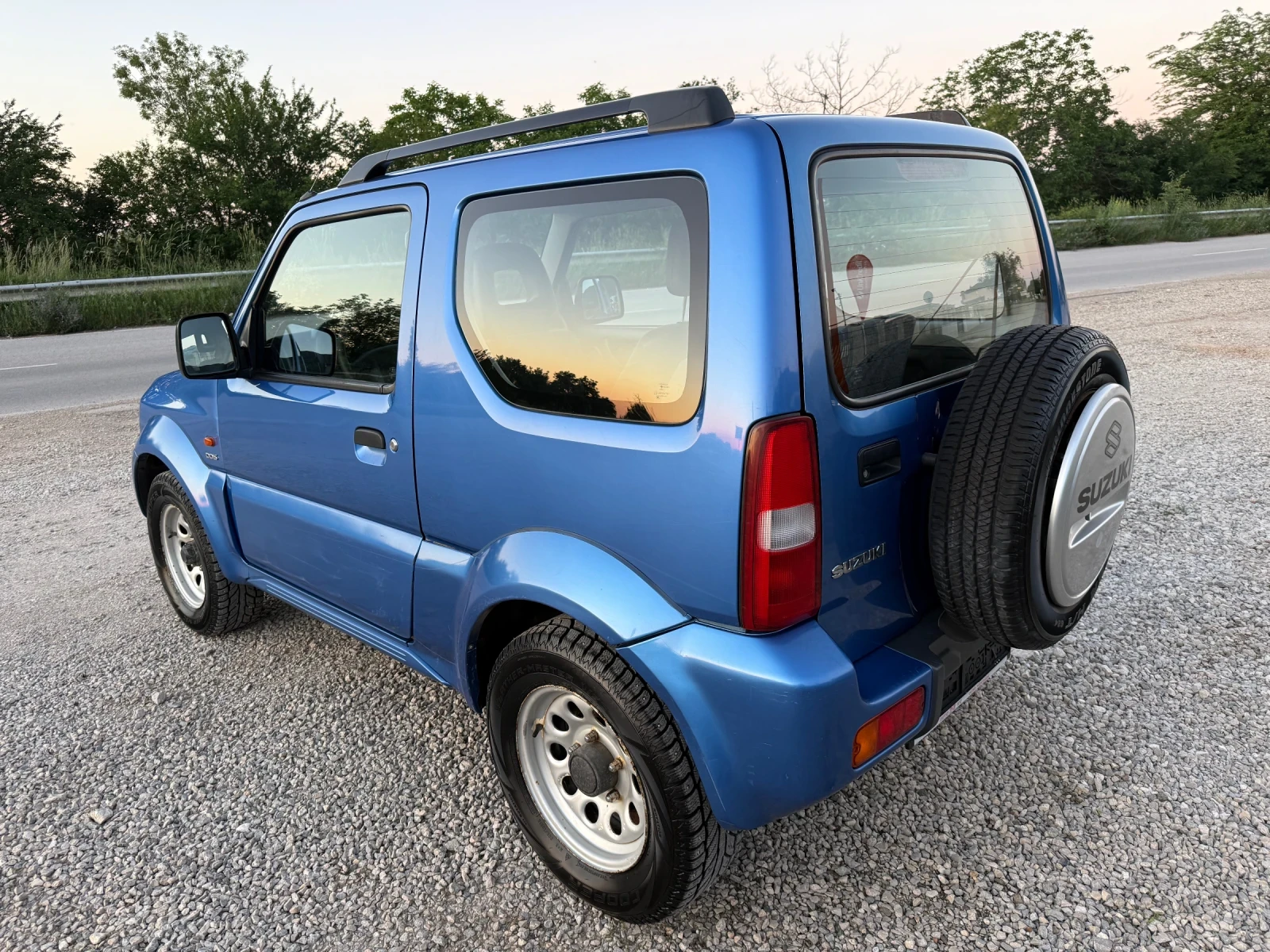 Suzuki Jimny 1.5 D 70 к.с., снимка 9 - Автомобили и джипове - 54683373
