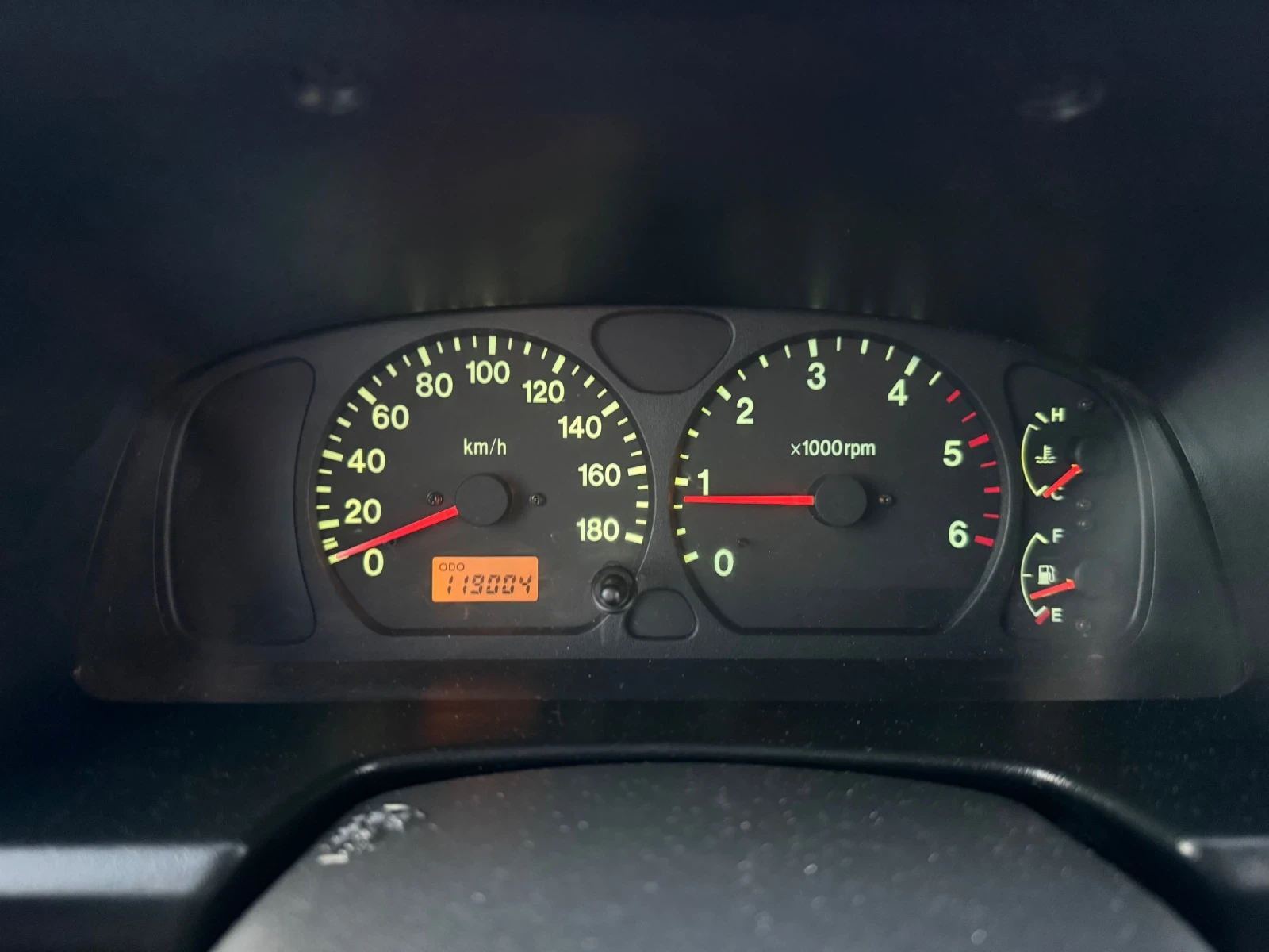 Suzuki Jimny 1.5 D 70 к.с., снимка 15 - Автомобили и джипове - 54683373