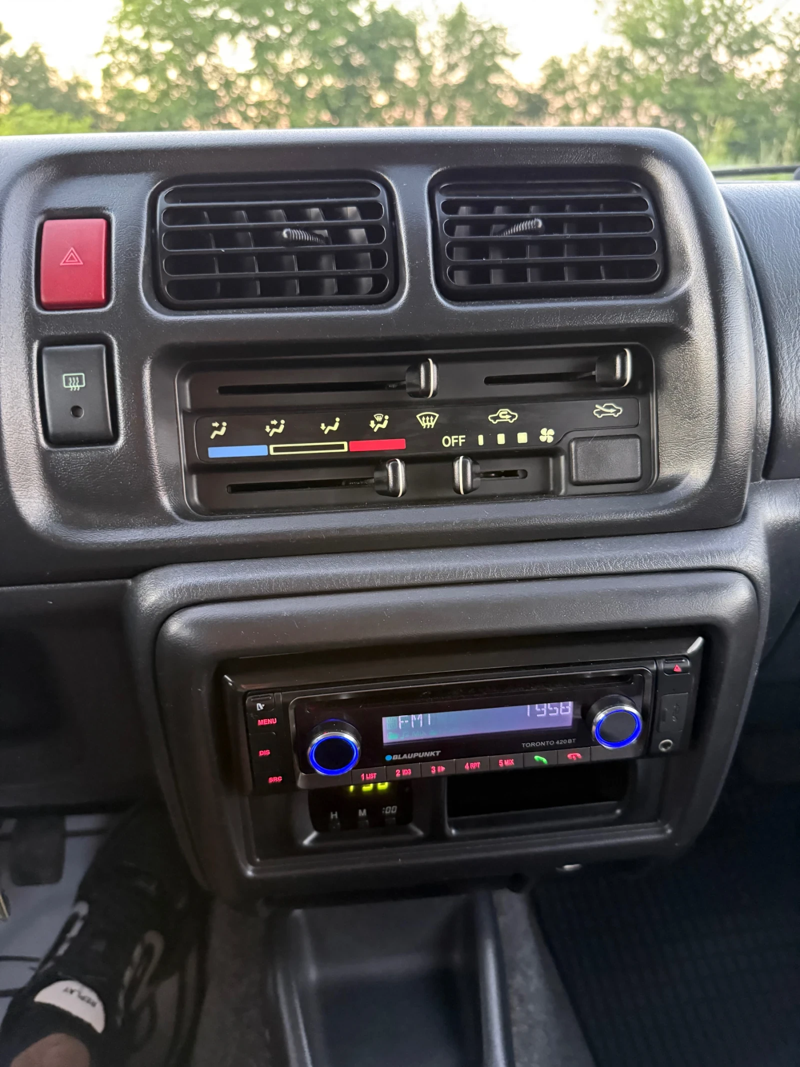 Suzuki Jimny 1.5 D 70 к.с., снимка 14 - Автомобили и джипове - 54683373