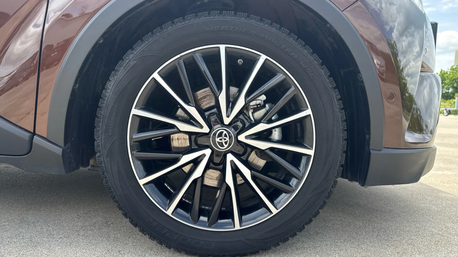 Toyota C-HR 1.8 HEV CLASSY, снимка 16 - Автомобили и джипове - 54753140