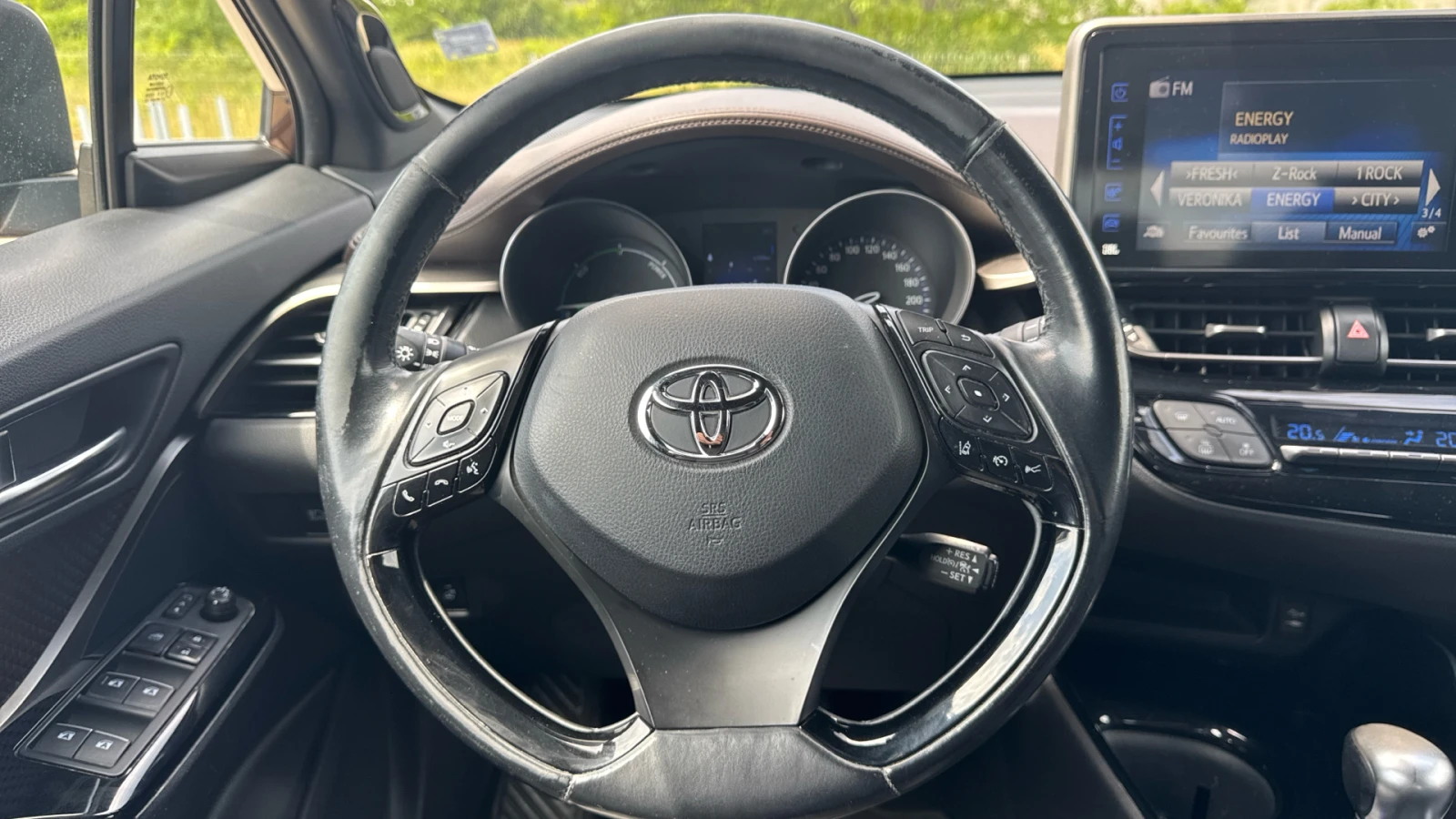 Toyota C-HR 1.8 HEV CLASSY, снимка 10 - Автомобили и джипове - 54753140