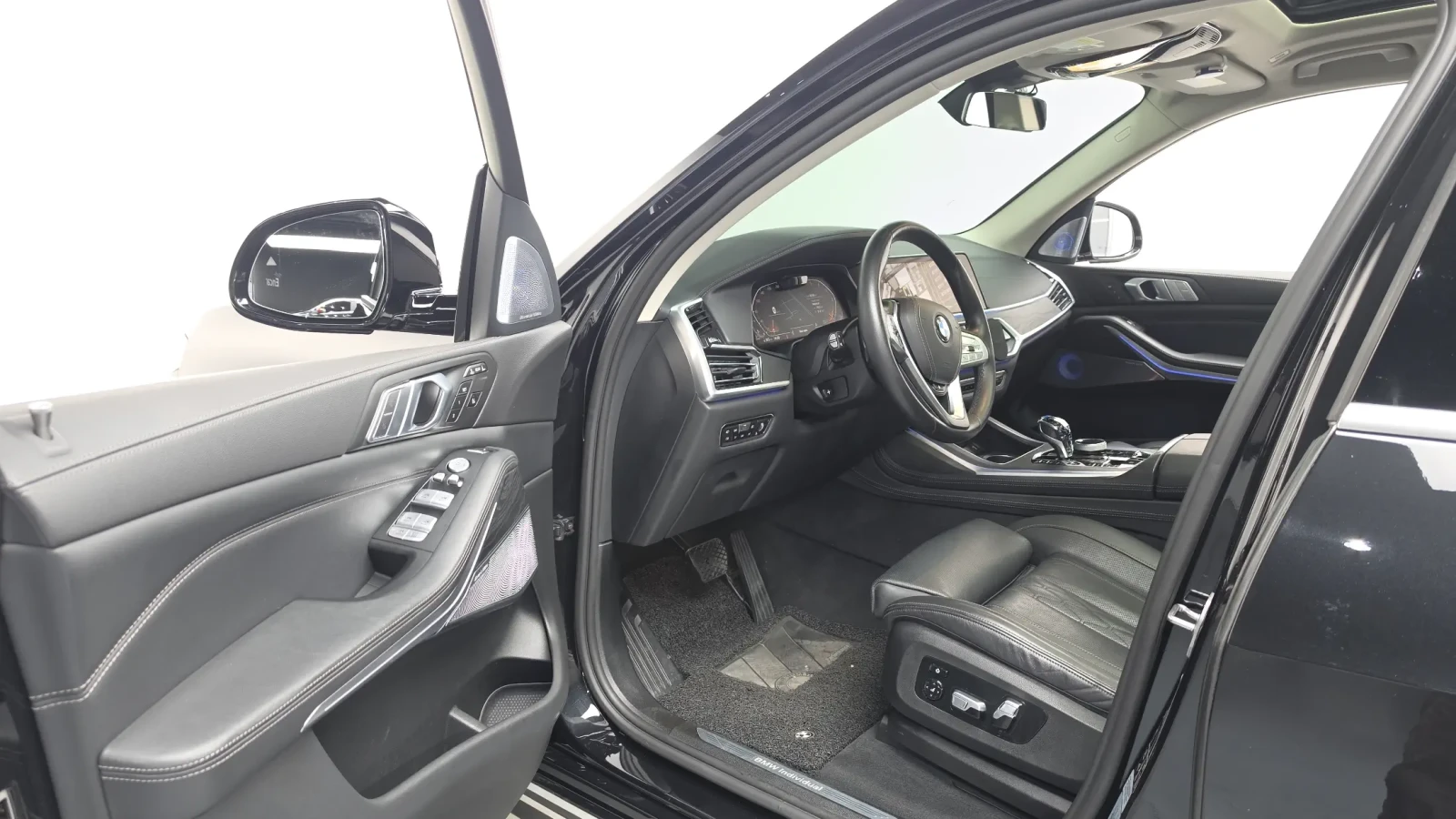 BMW X7 Design Pure Excellent 7 МЕСТЕН | LASER| B&W AUDIO, снимка 9 - Автомобили и джипове - 55063588