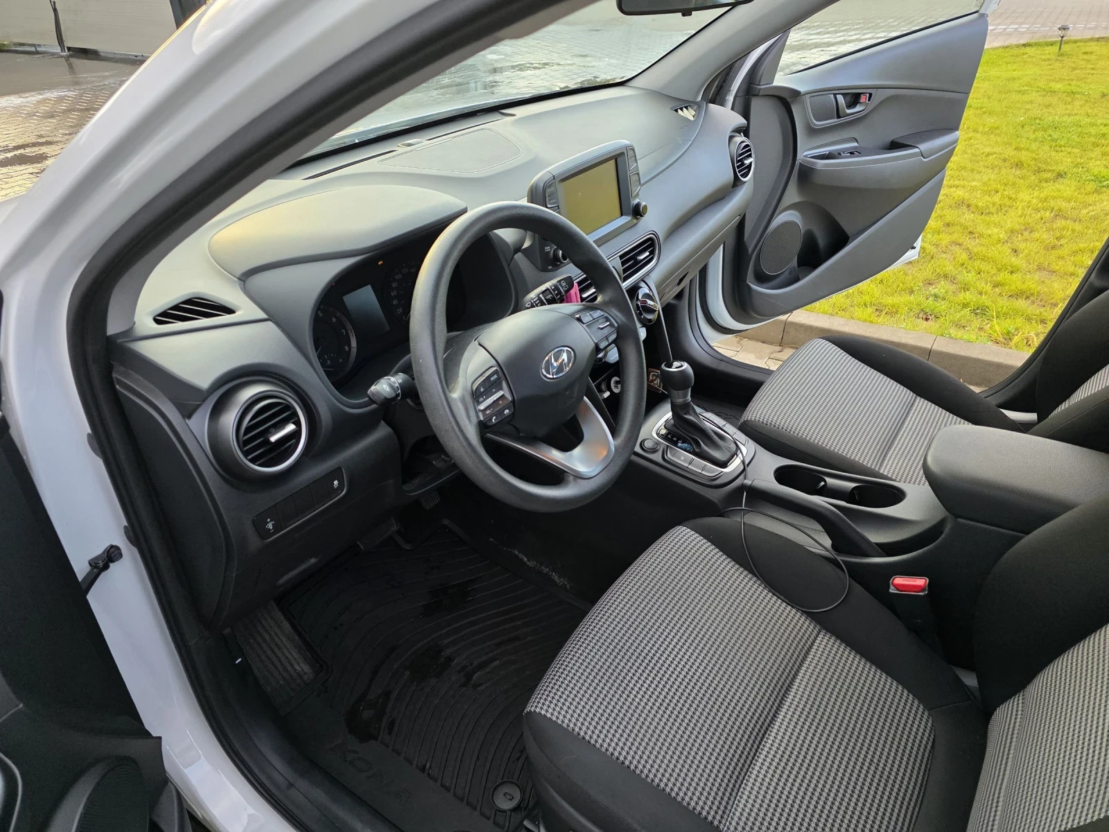 Hyundai Kona, снимка 6 - Автомобили и джипове - 55135054