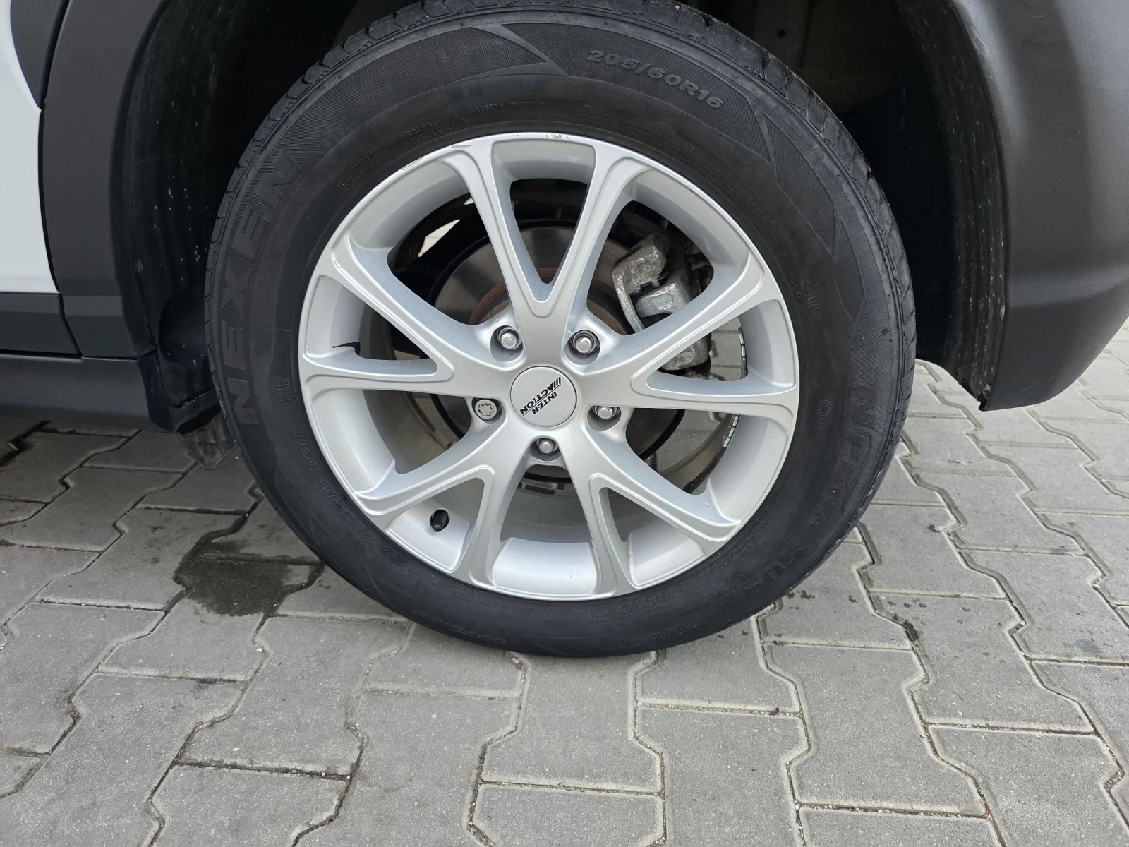 Hyundai Kona, снимка 9 - Автомобили и джипове - 55135054