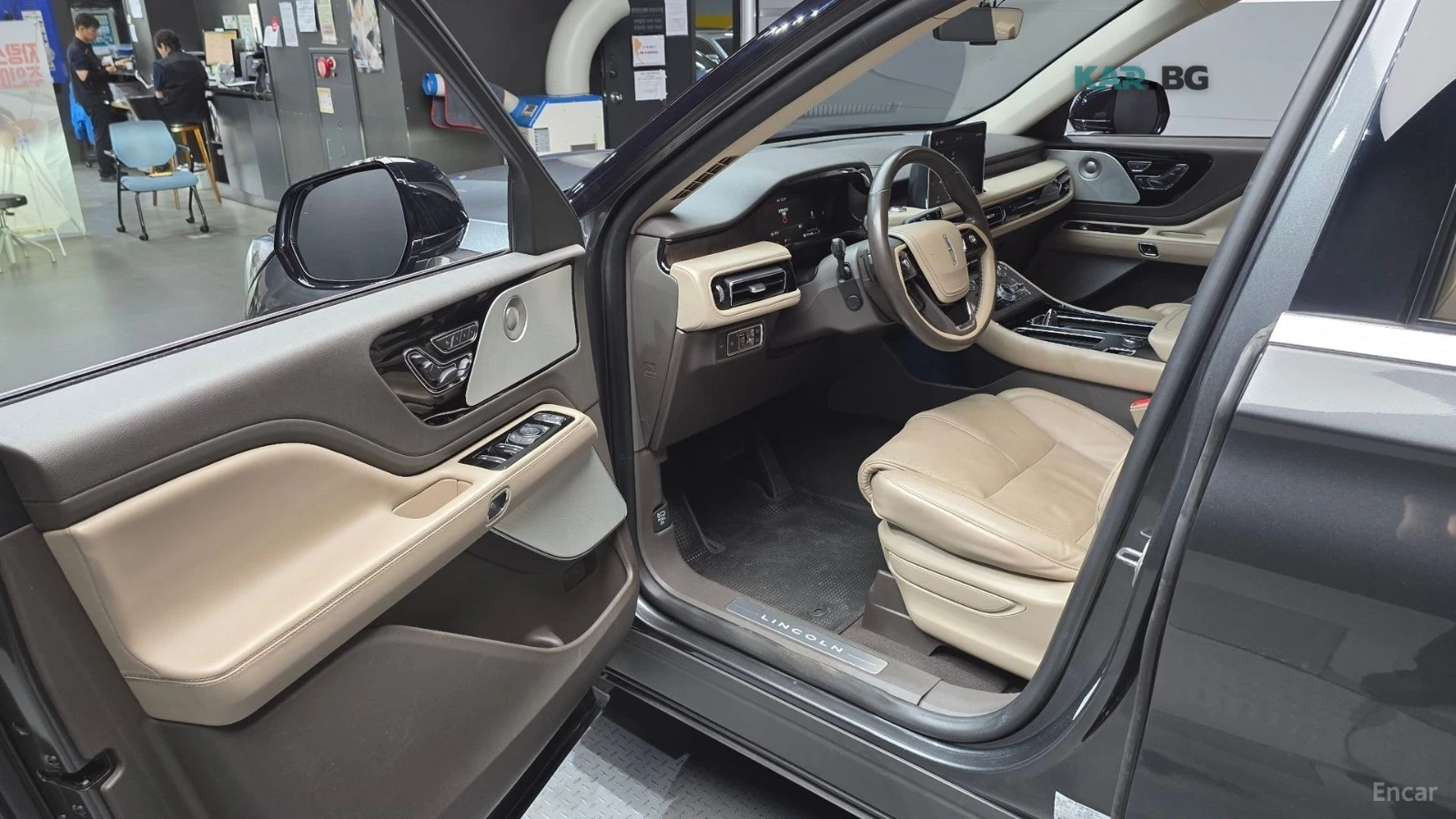 Lincoln Aviator 3.0* RESERVE* ПОДГРЕВ* ОБДУХВАНЕ* МАСАЖИ* ПАНО* FU, снимка 8 - Автомобили и джипове - 55233633