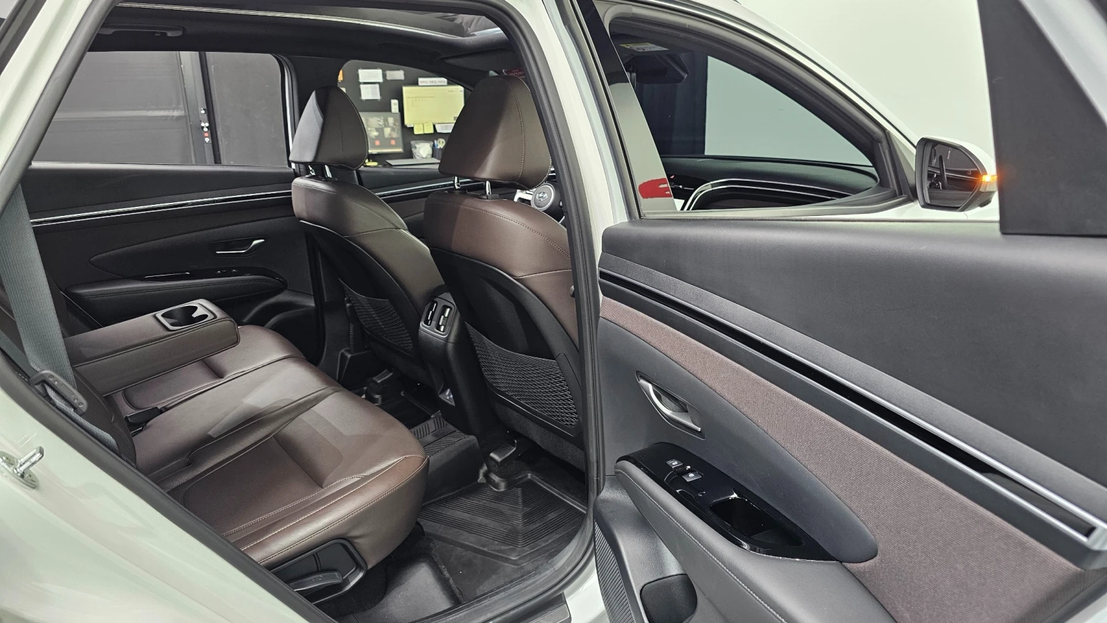 Hyundai Tucson 1.6 T-GDi 4WD Inspiration, снимка 10 - Автомобили и джипове - 55528424