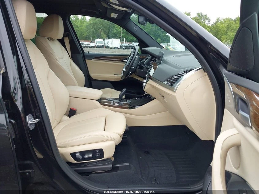 BMW X3 M4OI Автокредит Цена до България, снимка 11 - Автомобили и джипове - 55529850