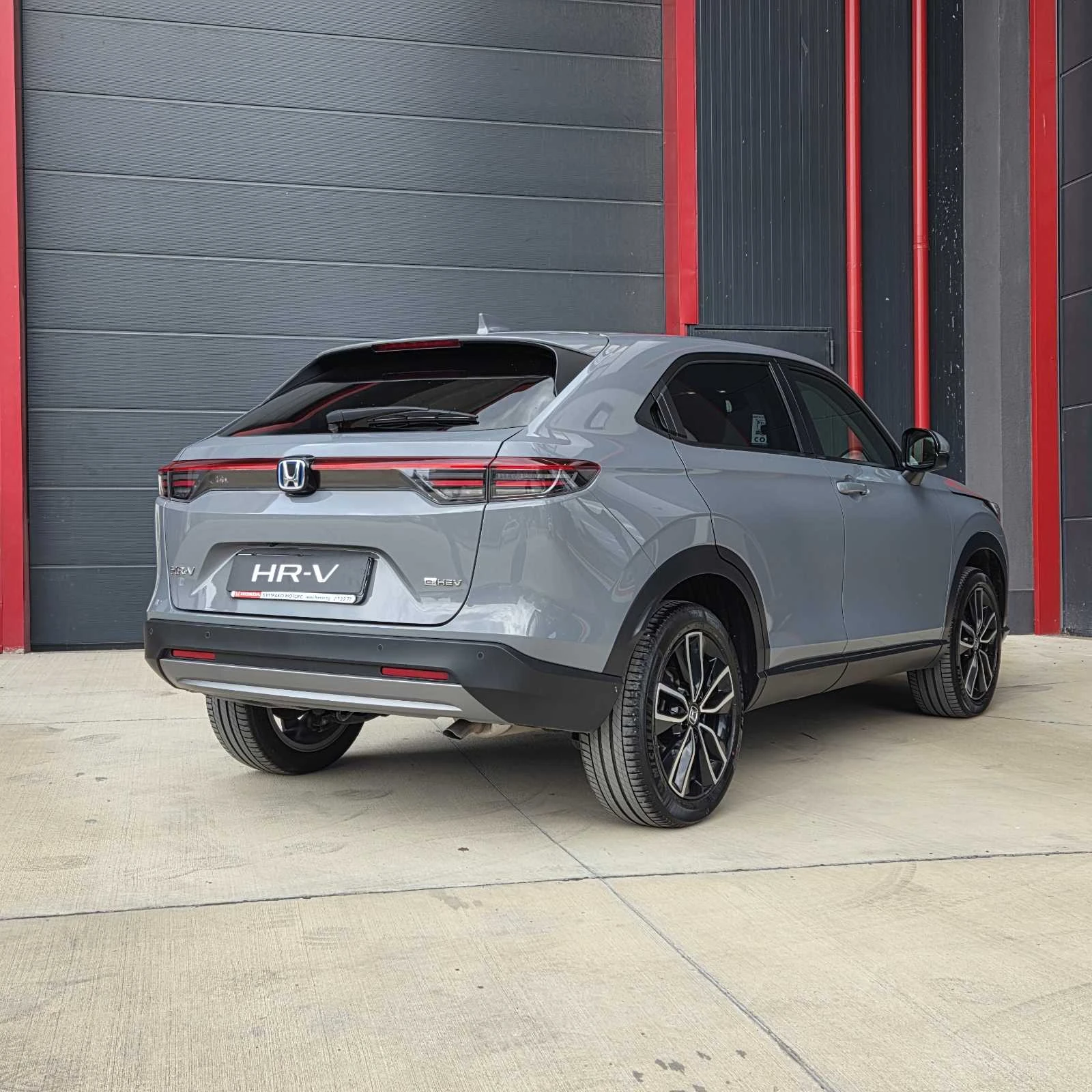 Honda Hr-v 1.5 HYBRID (FHEV) Elegance AT, снимка 5 - Автомобили и джипове - 55843959