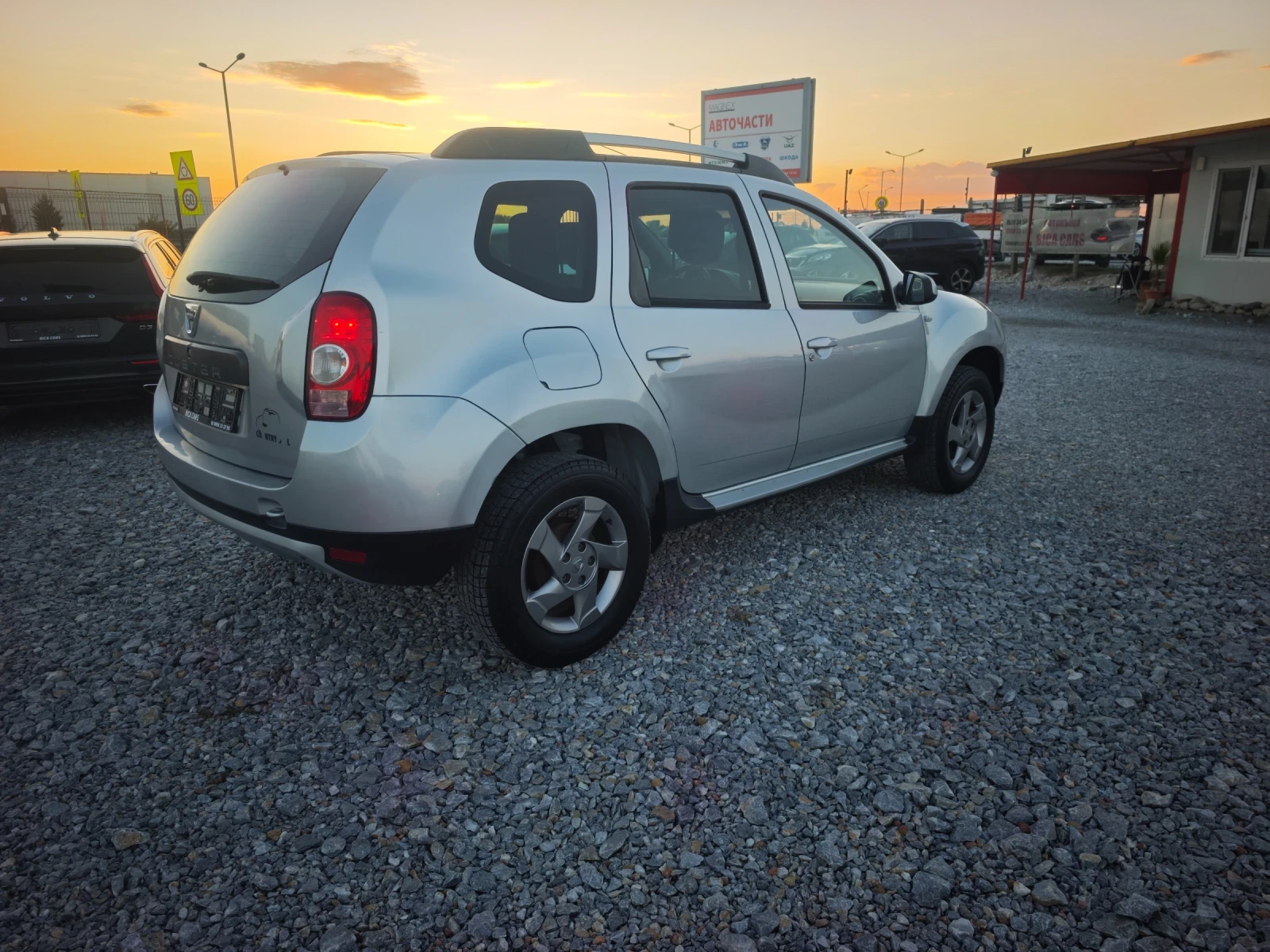 Dacia Duster 1.5dci 4x4 | Mobile.bg � ����������� 4
