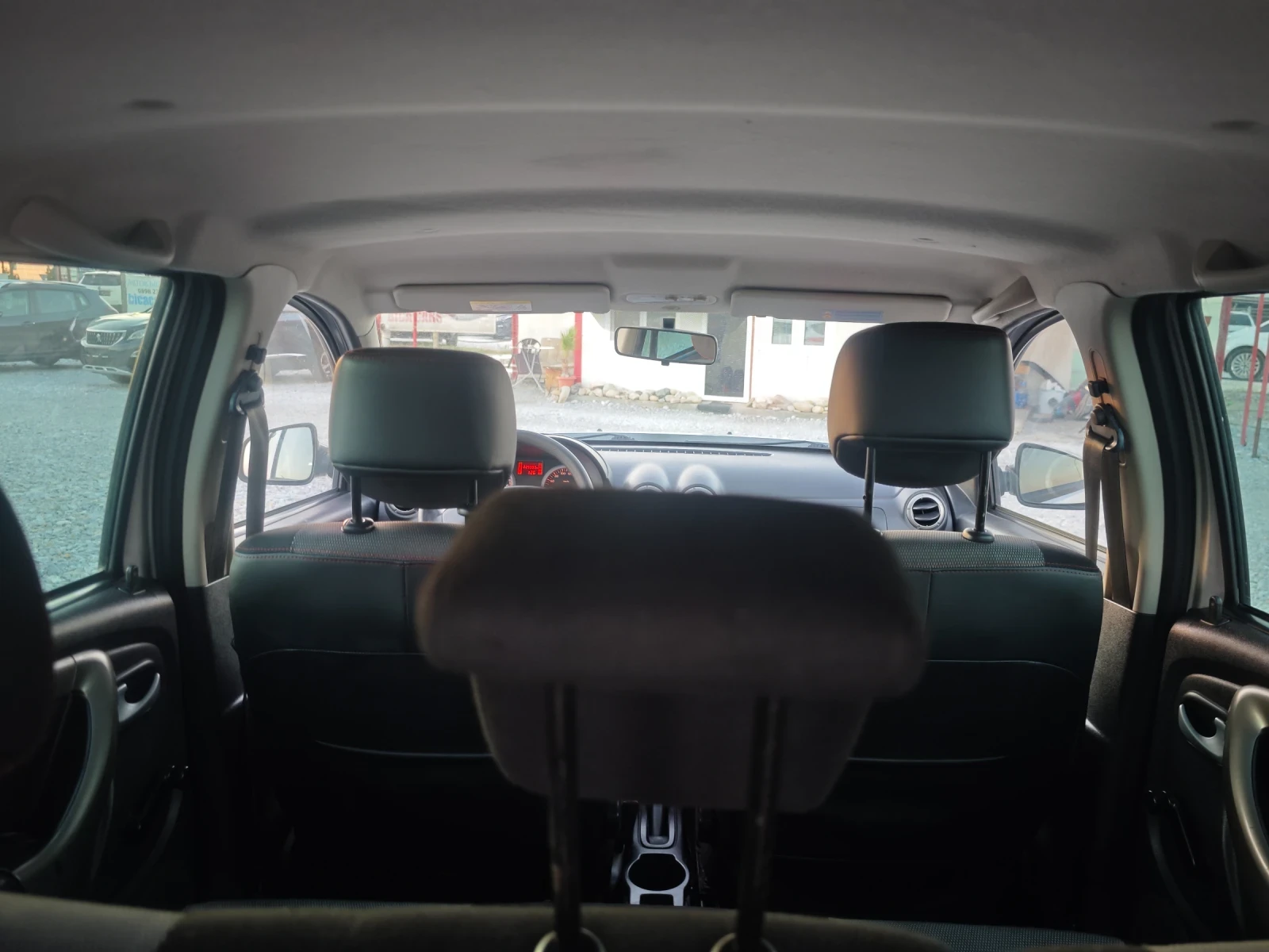 Dacia Duster 1.5dci 4x4 | Mobile.bg � ����������� 13
