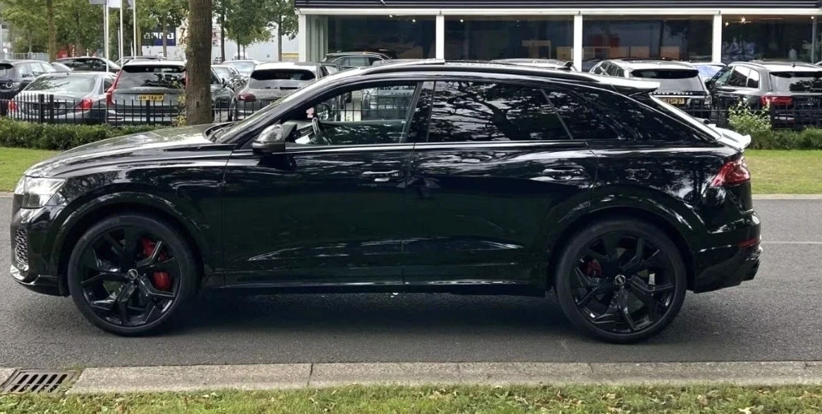 Audi RSQ8 ОЧАКВАН ВНОС CARBON CERAMIC ПАНО ЛИЗИНГ 100%, снимка 9 - Автомобили и джипове - 56159761