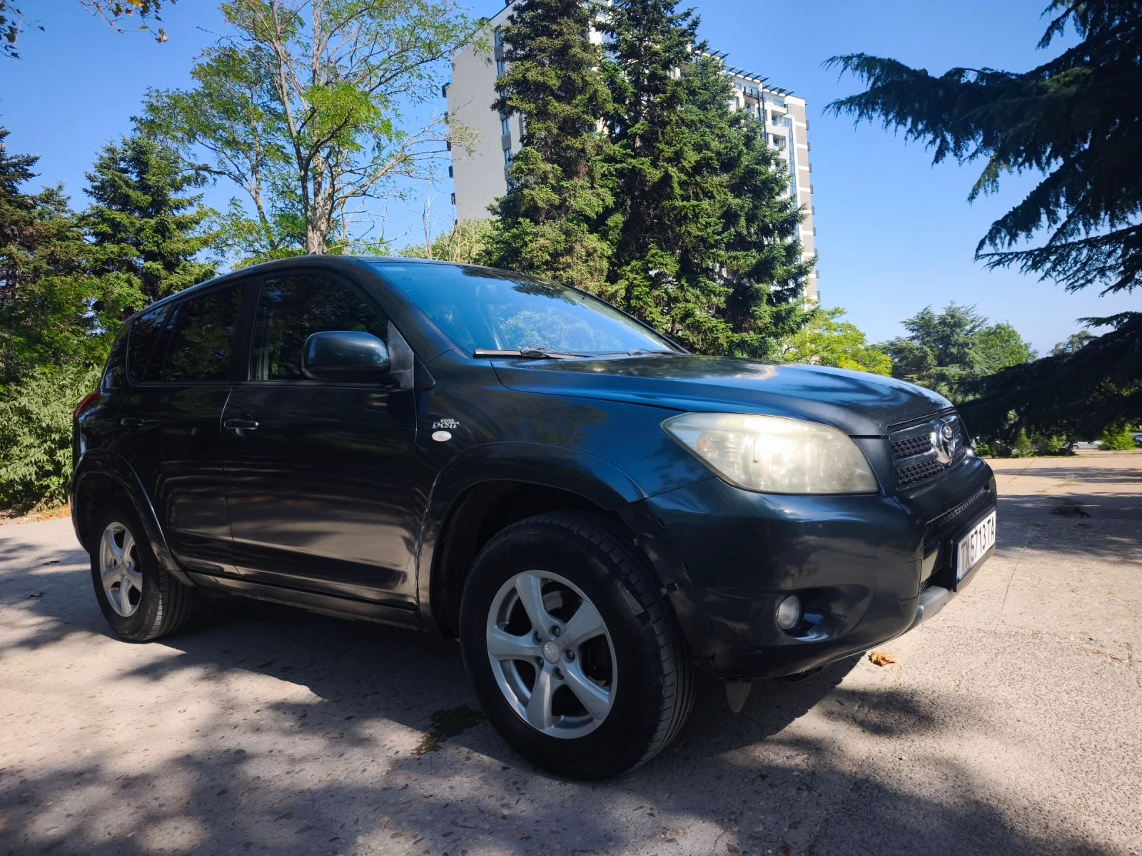 Toyota Rav4 2.2, снимка 3 - Автомобили и джипове - 56351200