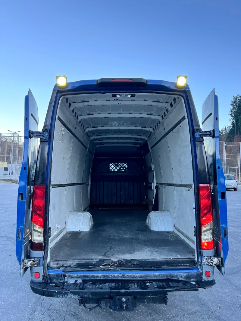 Iveco 35c17 IVECO 35-170 ДВ. ГУМА 3, 0D XXL  Б  КЛИМАТР, 200хи, снимка 17 - Бусове и автобуси - 48072776