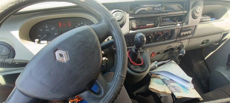 Renault Master, снимка 7 - Бусове и автобуси - 52683401