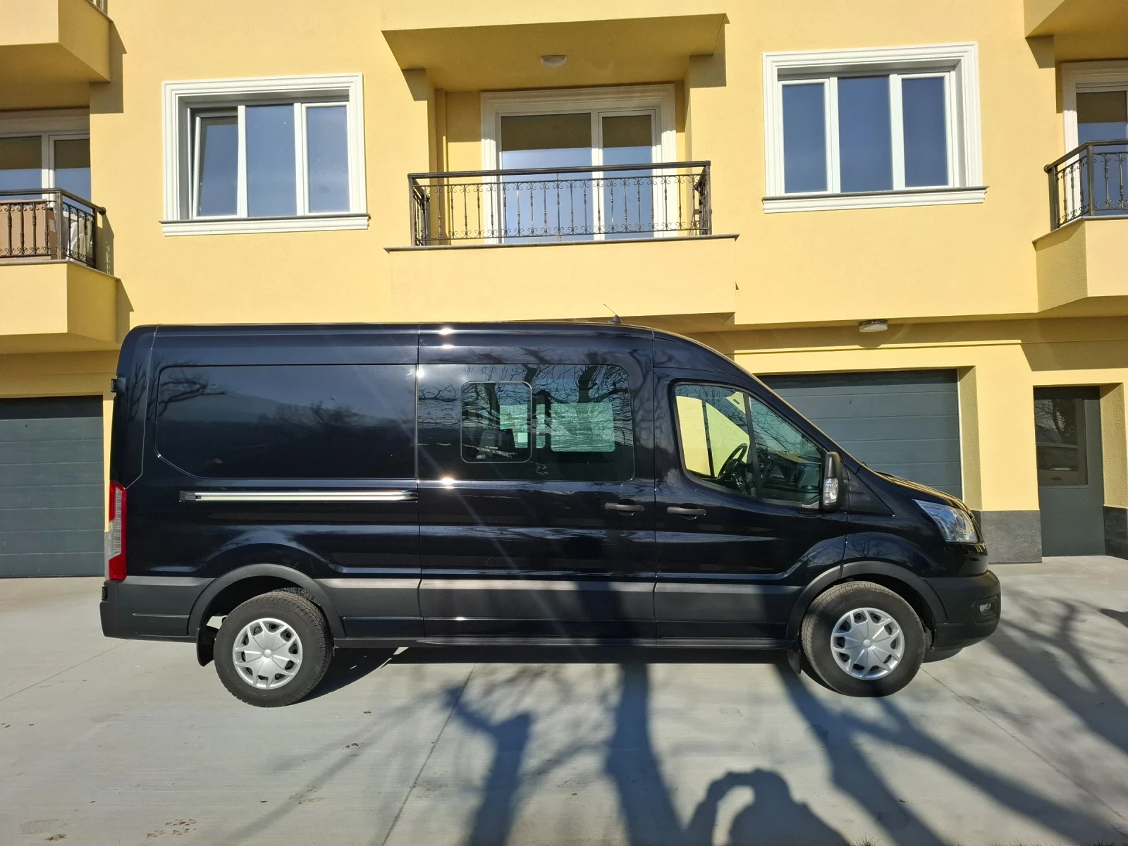 Ford Transit 2.0 TDCi 130hp E6D L3 H2 6+ 1- Нов внос  Германия - изображение 3