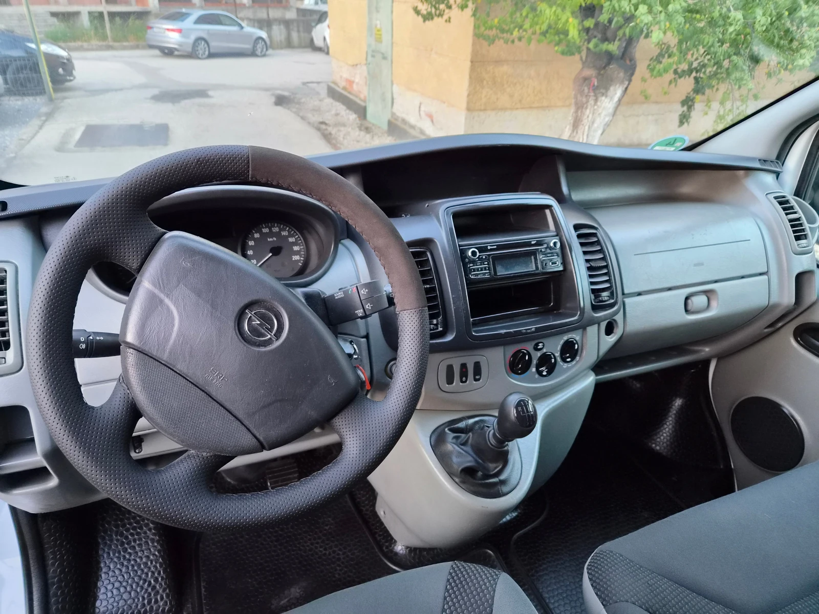 Opel Vivaro ��� ��������� | Mobile.bg � ����������� 8