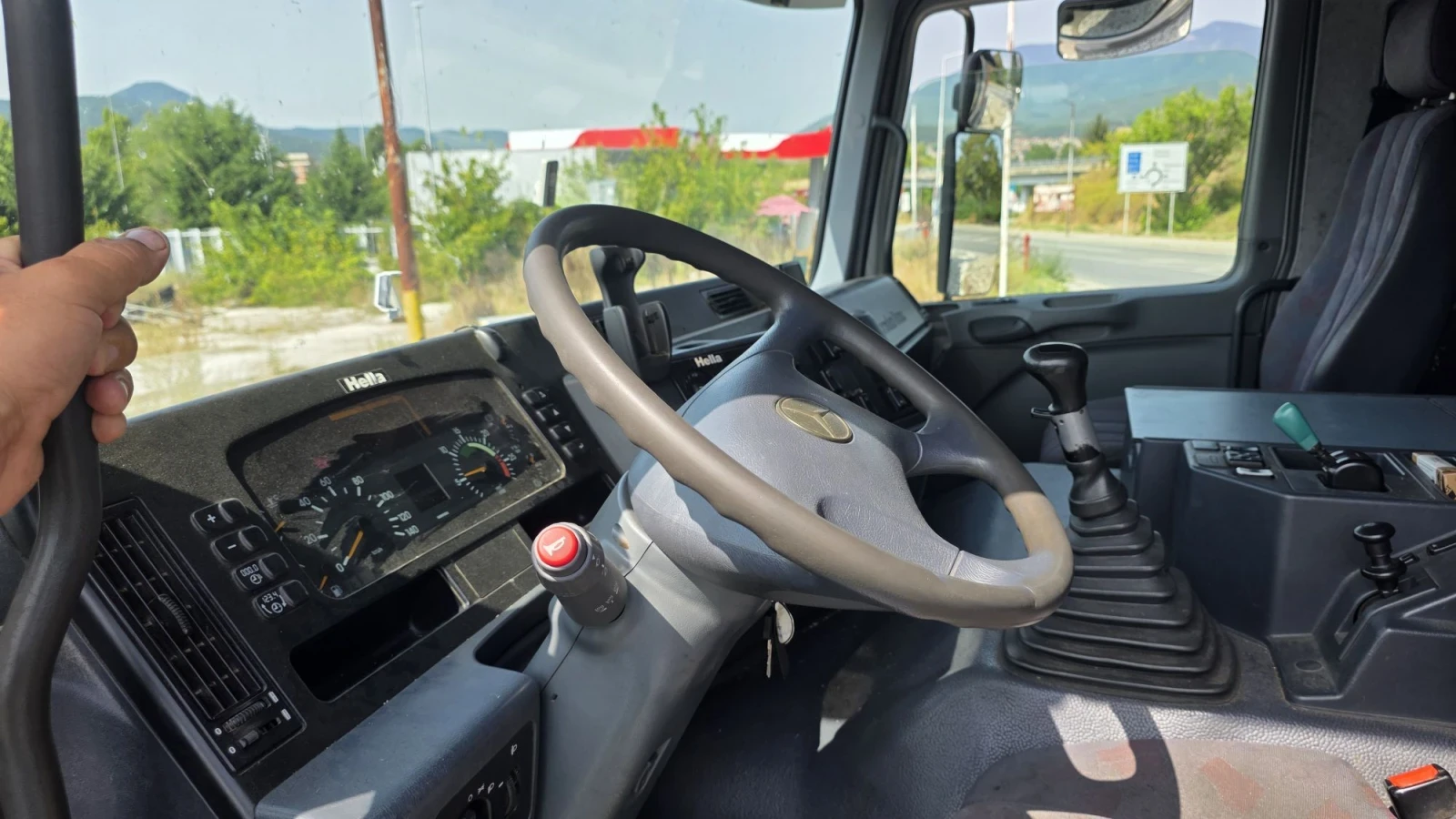 Mercedes-Benz Actros 33 43 EURO 3 6X6 Топ състояние, снимка 15 - Камиони - 55852875