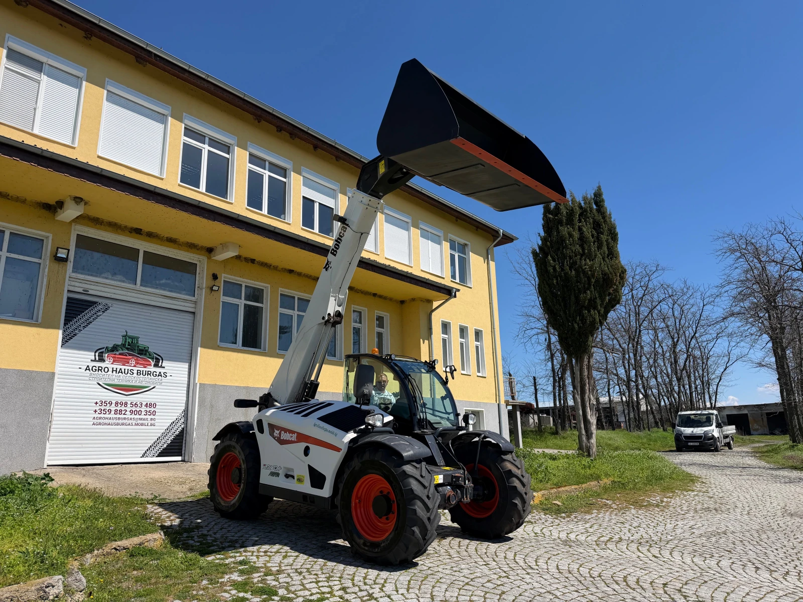 Телескопичен товарач Bobcat TL 38.40 HF AGRI ЛИЗИНГ, снимка 16 - Селскостопанска техника - 53418393