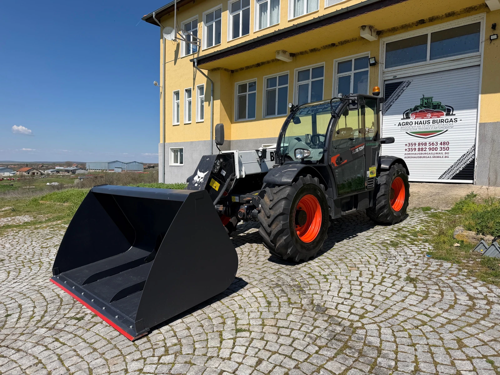 Телескопичен товарач Bobcat TL 38.40 HF AGRI ЛИЗИНГ, снимка 3 - Селскостопанска техника - 53418393