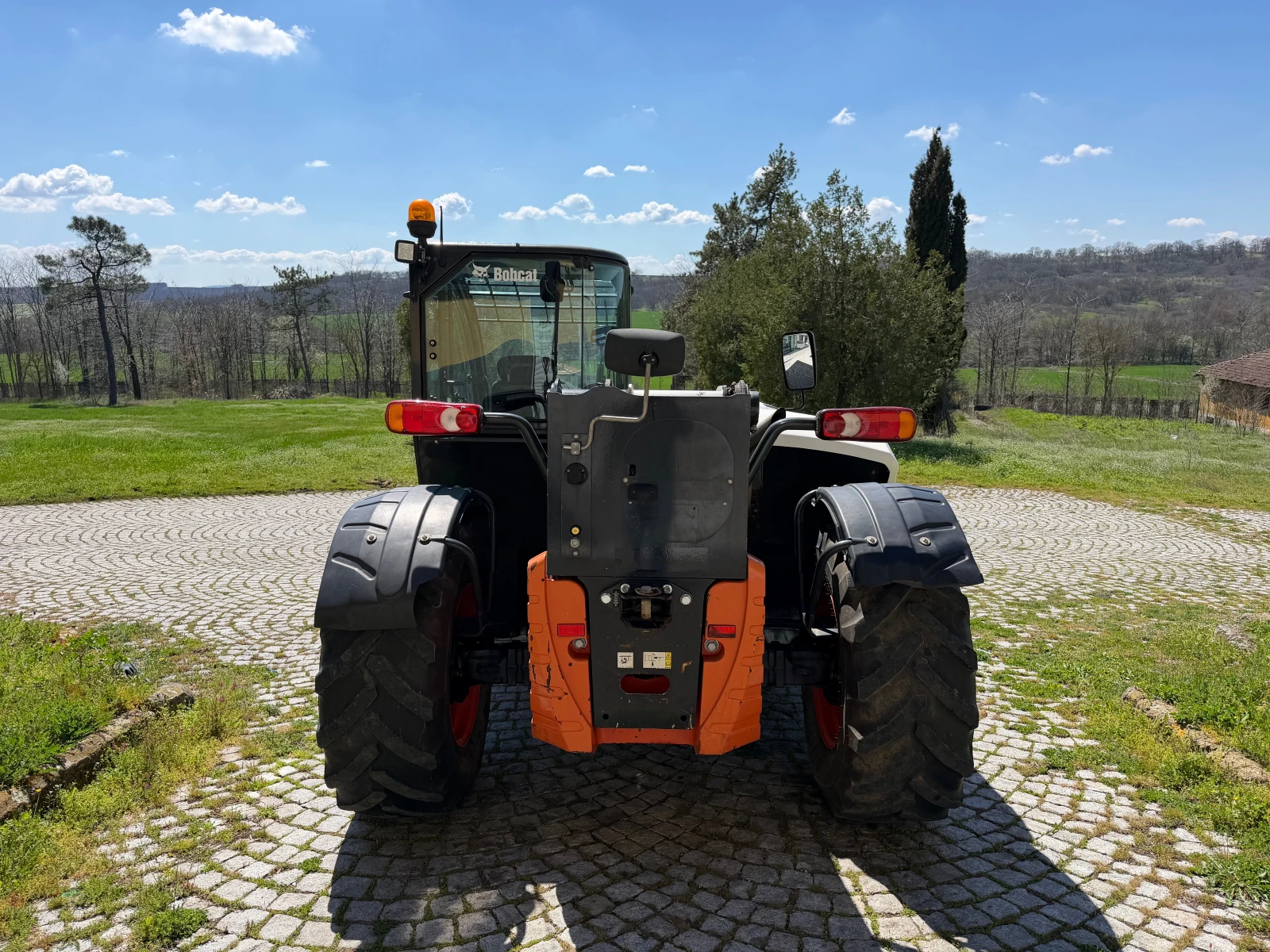 Телескопичен товарач Bobcat TL 38.40 HF AGRI ЛИЗИНГ, снимка 6 - Селскостопанска техника - 53418393