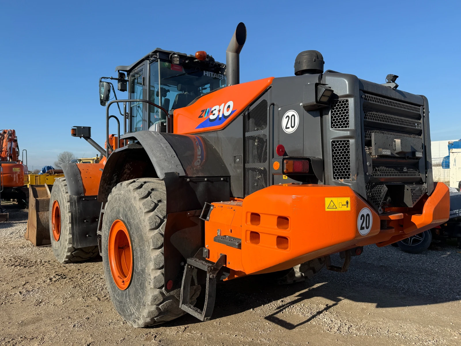 Челен товарач Hitachi ZW 310-6 - изображение 5