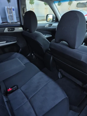 Subaru Forester АВТОМАТ* СЕРВИЗНА ИСТОРИЯ , снимка 8